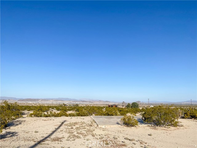 Detail Gallery Image 18 of 22 For 1561 Shoshone Valley Rd, Twentynine Palms,  CA 92277 - 2 Beds | 1 Baths