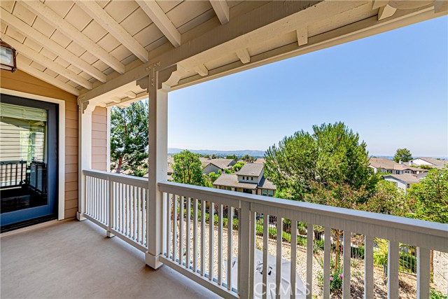 18956 Northern Dancer Lane, Yorba Linda CA: https://media.crmls.org/medias/eca28d94-4873-4131-99cf-e881a7d37291.jpg