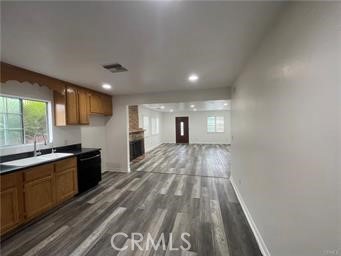 Detail Gallery Image 7 of 16 For 22029 Covello, Canoga Park,  CA 91303 - 3 Beds | 2 Baths