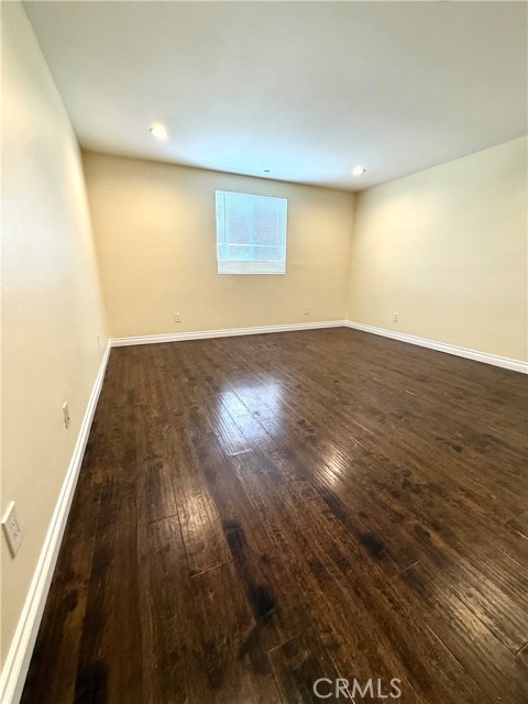 645 E 78th Street, Los Angeles CA: https://media.crmls.org/medias/eca4f7e0-790f-4ea3-a94a-d14534f077f1.jpg