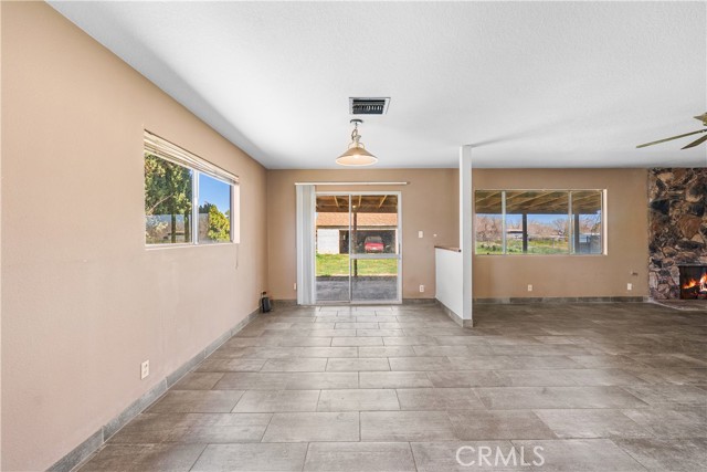 Detail Gallery Image 16 of 36 For 4803 W Avenue L6, Lancaster,  CA 93536 - 3 Beds | 2 Baths