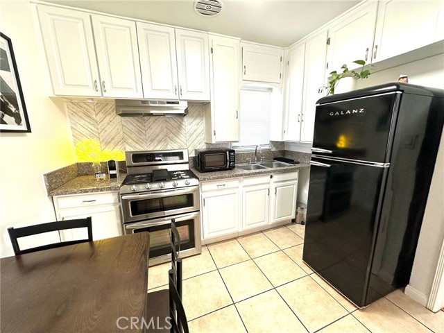 Image 22 of 47 For 9719 Belmont Street