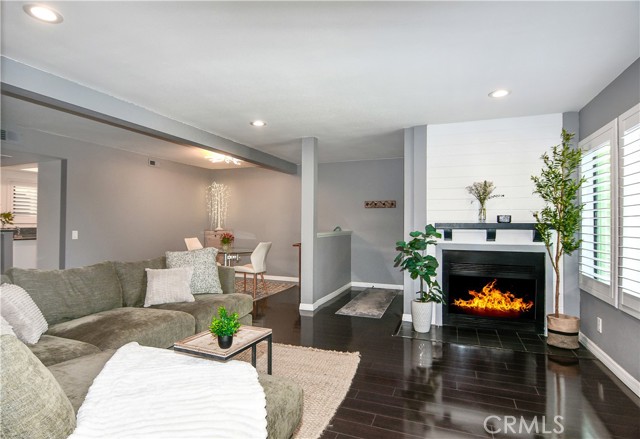 Detail Gallery Image 23 of 45 For 16551 Grunion Lane #204,  Huntington Beach,  CA 92649 - 2 Beds | 2 Baths