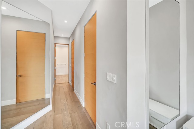 5622 Katherine, Sherman Oaks CA: https://media.crmls.org/medias/ecaa095b-2037-465c-bb4e-2942f4e414fc.jpg