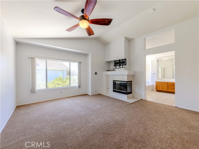 27339 Brighton Lane, Valencia CA: https://media.crmls.org/medias/ecaa09e3-aebe-4db3-aecf-57fffebfd564.jpg