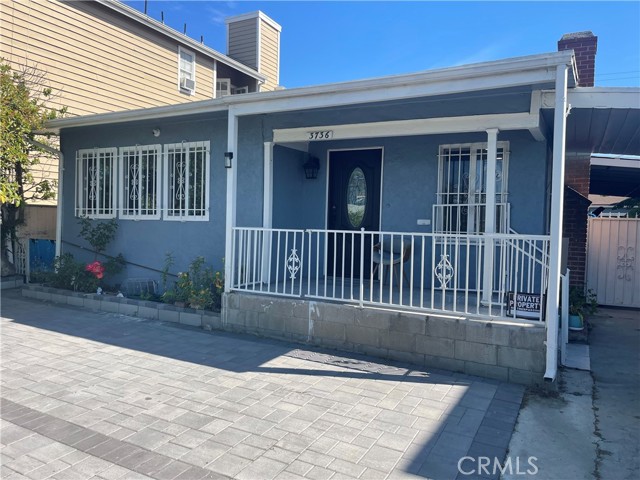 Detail Gallery Image 2 of 32 For 3736 Veteran Avenue, Los Angeles,  CA 90034 - 3 Beds | 2 Baths