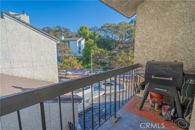 Detail Gallery Image 46 of 56 For 4239 via Arbolada #303,  Los Angeles,  CA 90042 - 2 Beds | 2 Baths