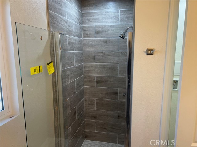Detail Gallery Image 5 of 8 For 3734 Imperial Hwy #B,  Inglewood,  CA 90303 - 1 Beds | 1 Baths