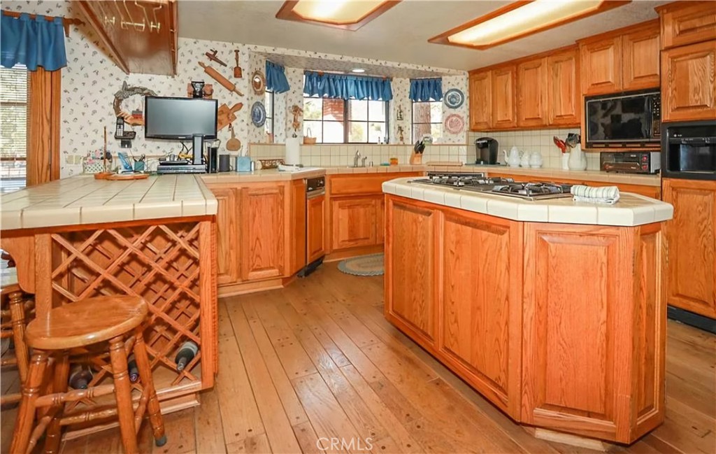 MLS #GD25074979 img 9