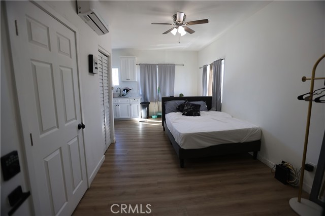 1526 E 1st Street, Los Angeles CA: https://media.crmls.org/medias/ecab908f-00e9-4934-9738-e7986a9c95bf.jpg