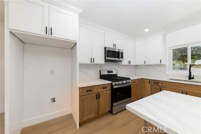 Detail Gallery Image 8 of 28 For 61730 Oleander Dr, Joshua Tree,  CA 92252 - 3 Beds | 2 Baths