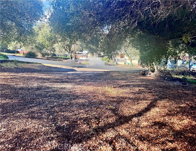 Detail Gallery Image 2 of 5 For 3086 12th St, Clearlake,  CA 95422 - – Beds | – Baths