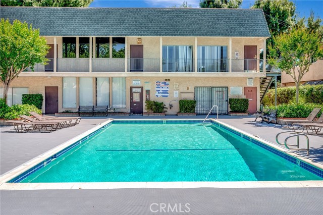 Detail Gallery Image 31 of 38 For 17053 Roscoe Bld #3,  Northridge,  CA 91325 - 2 Beds | 2 Baths