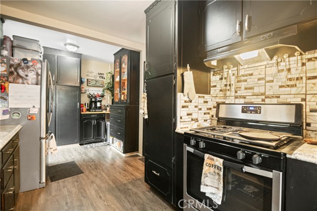 Detail Gallery Image 8 of 22 For 1762 N Lugo Ave, San Bernardino,  CA 92404 - 3 Beds | 2 Baths
