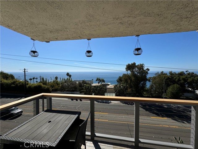 Detail Gallery Image 1 of 19 For 222 Arch #6,  Laguna Beach,  CA 92651 - 2 Beds | 2 Baths