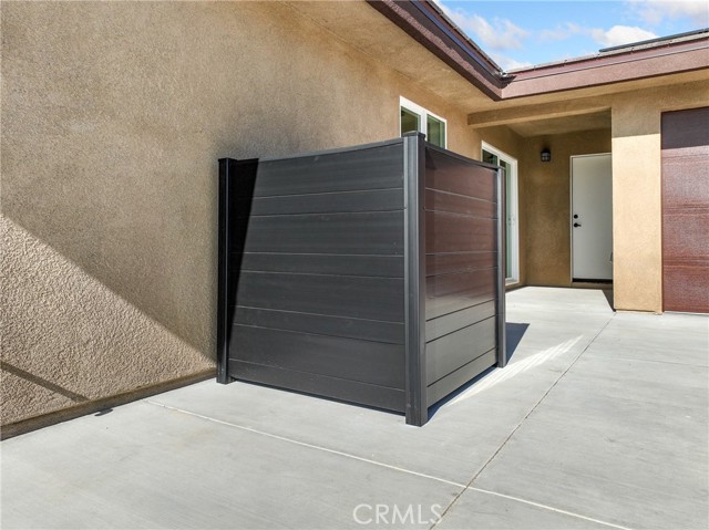 9641 Buena Vista Street, Apple Valley CA: https://media.crmls.org/medias/ecac8c5c-2f18-4184-8a07-89bf18ab75fc.jpg