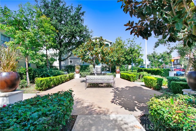 Detail Gallery Image 24 of 25 For 281 N Mar Vista Ave #23,  Pasadena,  CA 91106 - 3 Beds | 2/1 Baths