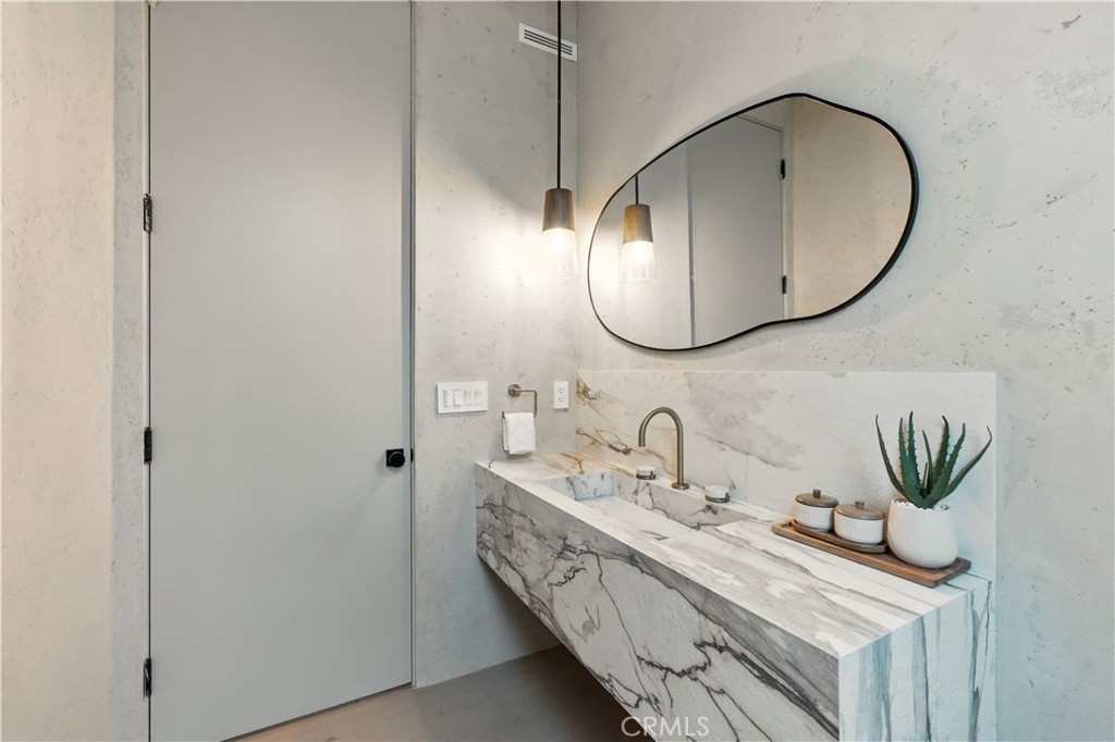 MLS #SR25255601 image #17