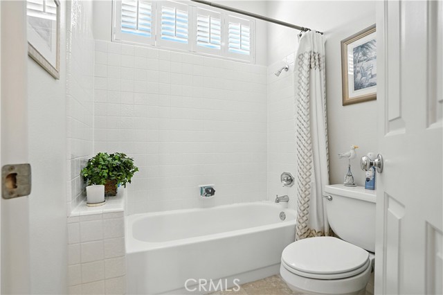 51 Corte Madera, Lake Elsinore CA: https://media.crmls.org/medias/ecb0243b-c329-4a9d-bee4-c754c68ee598.jpg