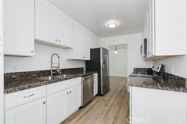4080 Via Marisol, Los Angeles CA: https://media.crmls.org/medias/ecb03d81-c8e9-4ee8-9a7e-a35177a4dcb7.jpg