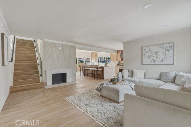 Detail Gallery Image 5 of 48 For 3675 Palo Verde, Long Beach,  CA 90808 - 5 Beds | 3 Baths