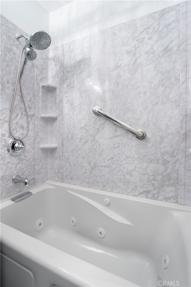 MLS #IG25251603 image #9