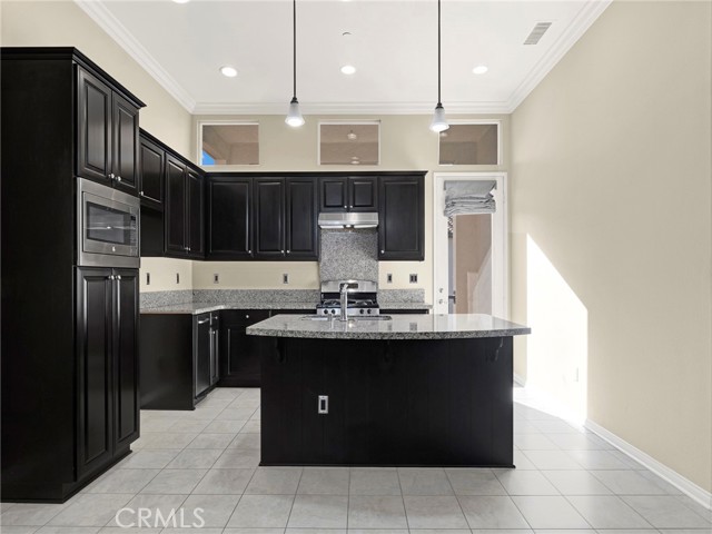 Detail Gallery Image 8 of 35 For 11244 Paseo Del Cielo, Porter Ranch,  CA 91326 - 2 Beds | 2 Baths