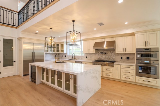 21861 Vacation Ln Lane, Huntington Beach CA: https://media.crmls.org/medias/ecb1b01d-7147-453c-83af-bb83104efc1b.jpg