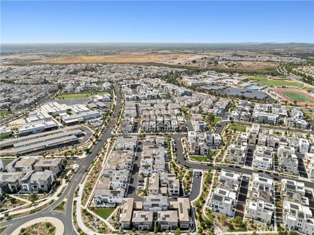 220 Tank, Irvine CA: https://media.crmls.org/medias/ecb1d6bb-1b55-4ba5-834f-013b008d576e.jpg