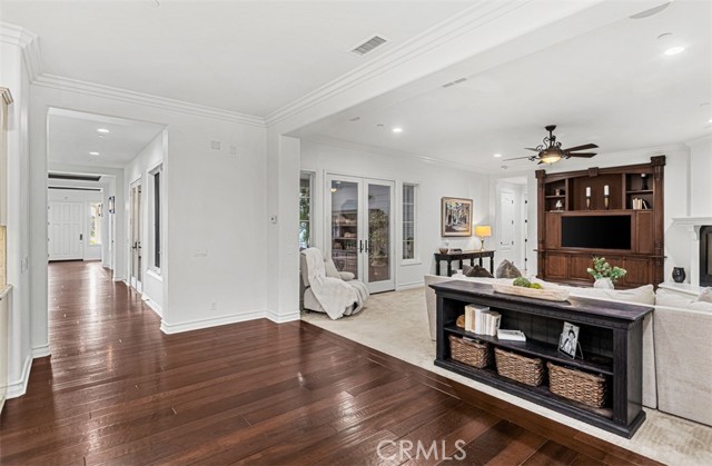 Detail Gallery Image 32 of 75 For 26012 Horseshoe Cr, Laguna Hills,  CA 92653 - 5 Beds | 5/1 Baths