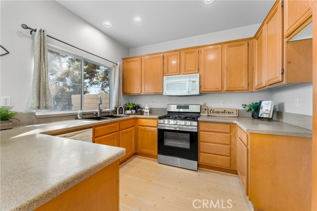 Detail Gallery Image 14 of 31 For 10 Veneto Ln, Aliso Viejo,  CA 92656 - 3 Beds | 2/1 Baths