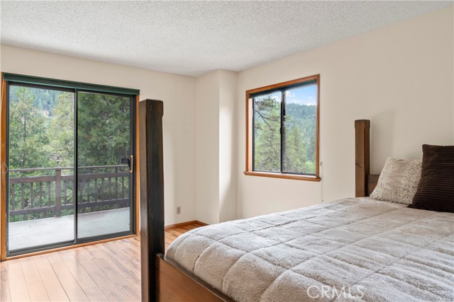 Detail Gallery Image 13 of 41 For 24259 Zurich Dr, Crestline,  CA 92325 - 5 Beds | 3 Baths
