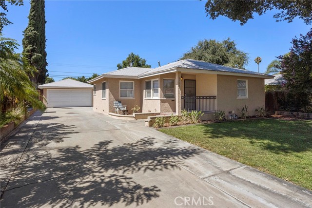 3742 Harding St, Riverside, CA 92506