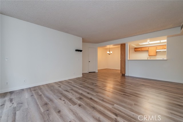 Image 4 of 33 For 63 Carriage Way 239
