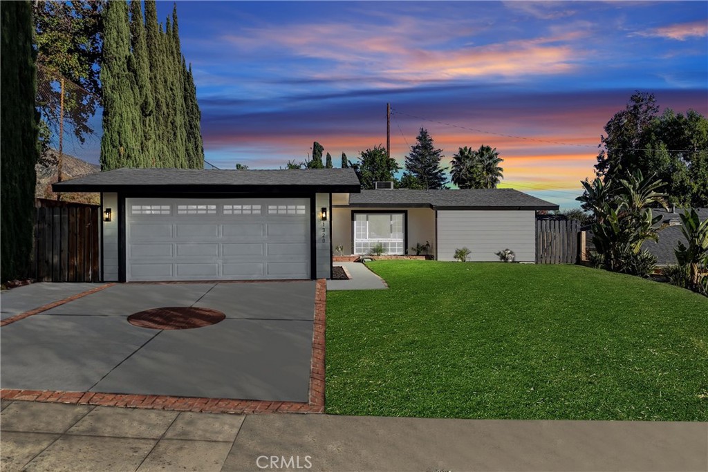 1320 Hastings Ranch Drive