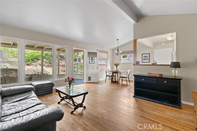 Image 2 of 16 For 5033 Lee Street