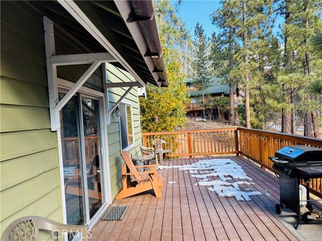 Detail Gallery Image 12 of 14 For 627 Chipmunk, Big Bear Lake,  CA 92315 - 3 Beds | 1/1 Baths