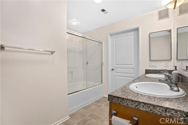 Detail Gallery Image 7 of 20 For 3223 Watermarke Pl, Irvine,  CA 92612 - 2 Beds | 2 Baths