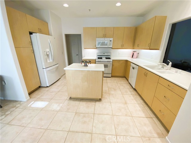 Detail Gallery Image 3 of 21 For 28938 Paseo Caravella, Mission Viejo,  CA 92692 - 3 Beds | 2 Baths