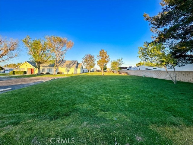 Detail Gallery Image 42 of 43 For 2117 Windflower Dr #108,  Rosamond,  CA 93560 - 5 Beds | 2 Baths