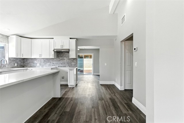 15872 Coral Street, Palm Springs CA: https://media.crmls.org/medias/ecb69045-680a-4c47-886e-75f2cb70a640.jpg