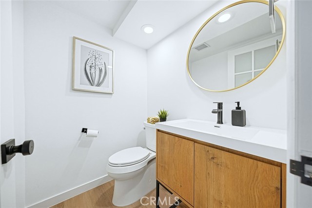 Detail Gallery Image 29 of 29 For 11601 Montana Ave #7,  Los Angeles,  CA 90049 - 2 Beds | 3 Baths