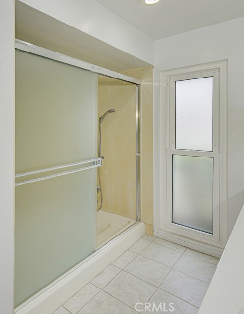 5006 Duverney, Laguna Woods CA: https://media.crmls.org/medias/ecb88821-6727-411d-8477-694e071c66ba.jpg