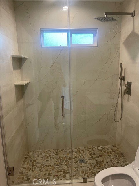 Detail Gallery Image 10 of 18 For 18706 Brasilia Dr, Porter Ranch,  CA 91326 - 2 Beds | 1 Baths