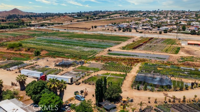 Image 4 of 14 For 19203 Cajalco Road