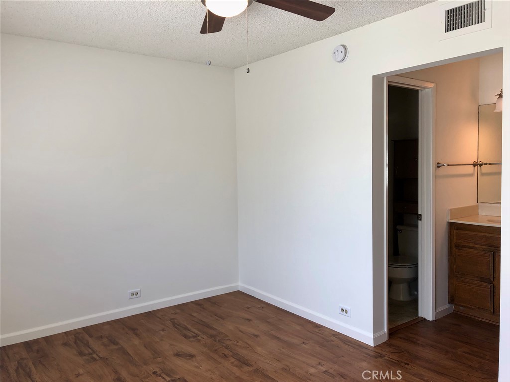 28 20th Court