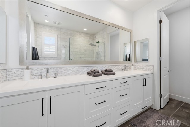 Detail Gallery Image 22 of 39 For 2112 Tidewater Cir, Costa Mesa,  CA 92627 - 3 Beds | 3 Baths