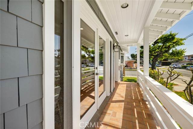 Detail Gallery Image 3 of 30 For 2147 W 236th St, Torrance,  CA 90501 - 3 Beds | 2 Baths