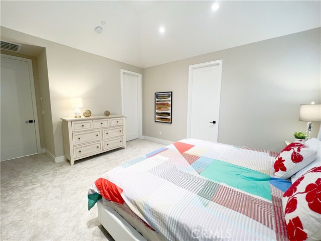 115 Montero, Irvine CA: https://media.crmls.org/medias/ecbd45a5-825e-4bd7-8dc9-9bafb6f10e2d.jpg