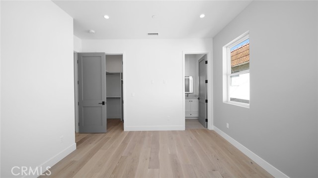 2421 Voorhees Avenue, Redondo Beach, California 90278, 4 Bedrooms Bedrooms, ,4 BathroomsBathrooms,Residential,Sold,Voorhees,PV21128390
